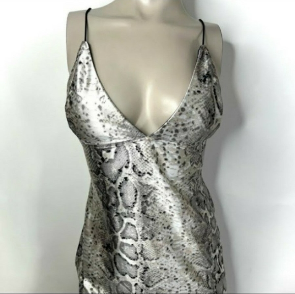 🆕Snakeskin Print Satin Silky V-NeckMini Dress   Size M - Picture 3 of 12